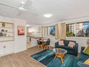 Como Unit 6, Surfers Paradise